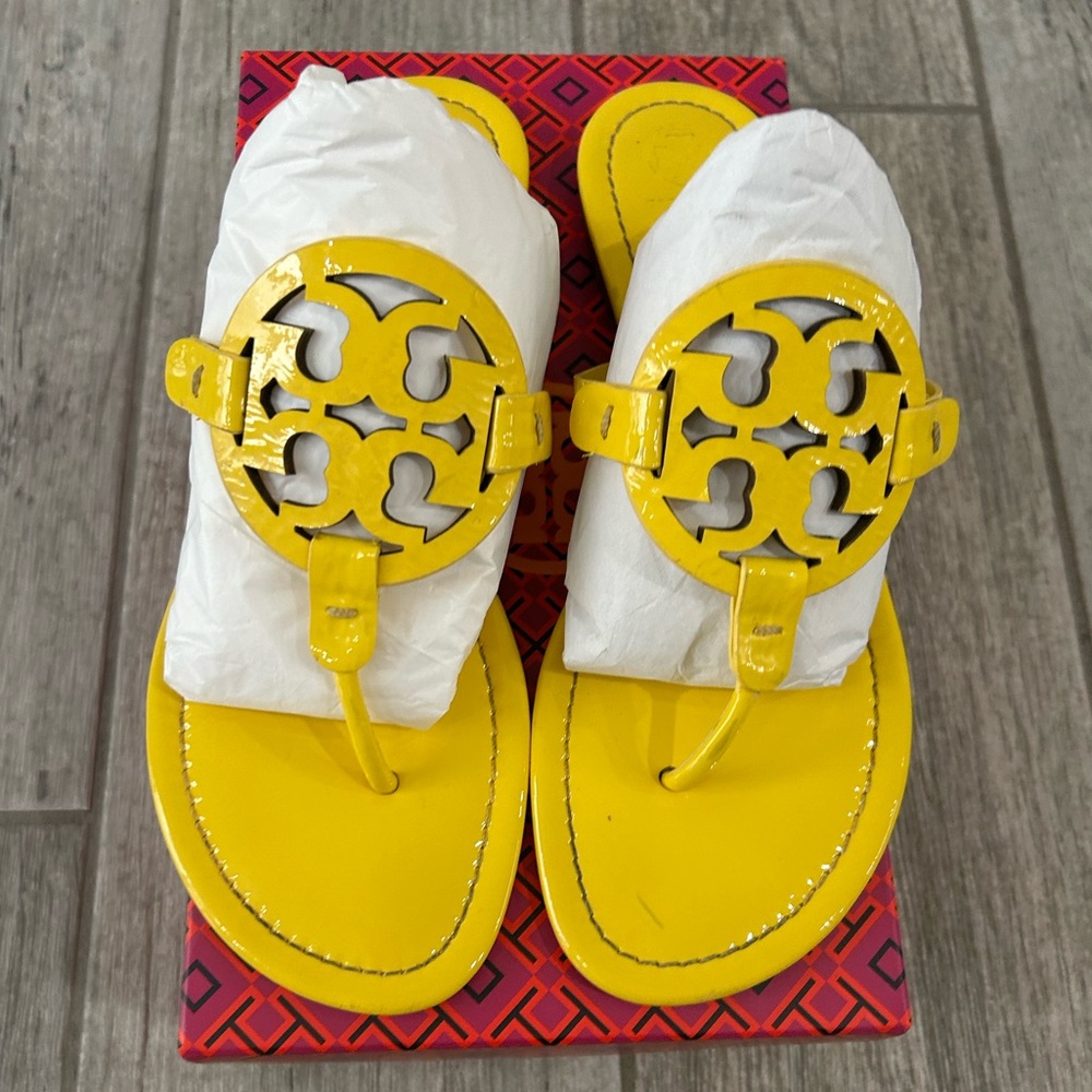 🐝Authentic Tory Burch Miller Sandals & Box Sz10 Patent Yellow💛